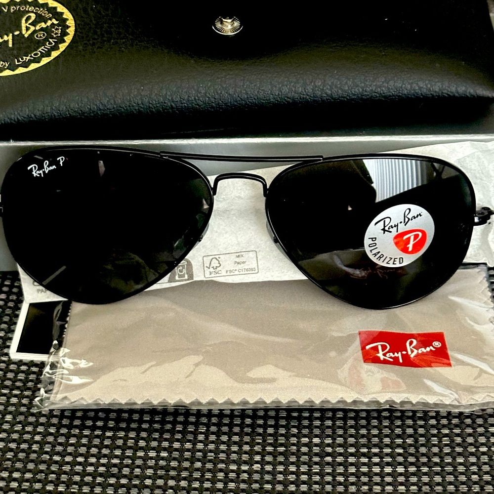 Aviator Total Black (polarized) - XL 58-14